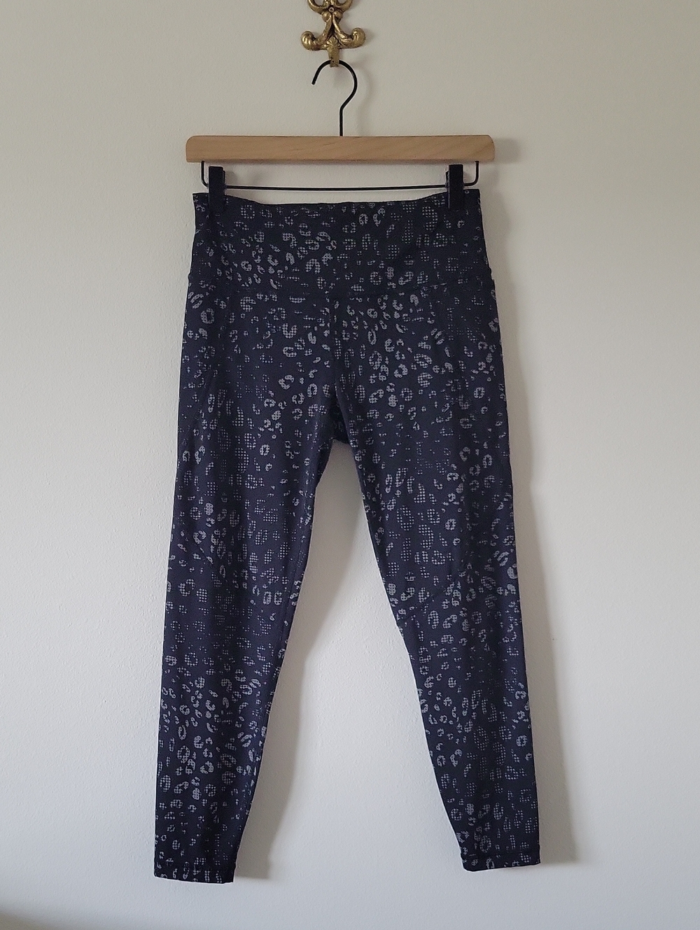 Sweaty Betty Power 7/8 Length Tonal Leopard Print Leggings Size 6